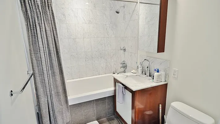 Rented by Park Property Advisors | media 36