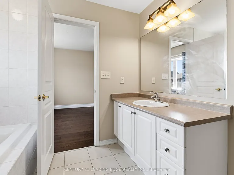 3201 Neyagawa Blvd — Photo 18