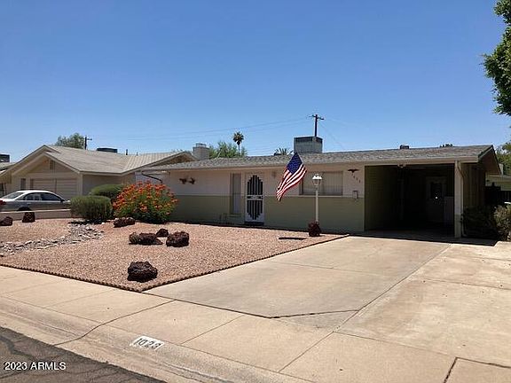 3rd image of 1023 E LOMA VISTA Drive