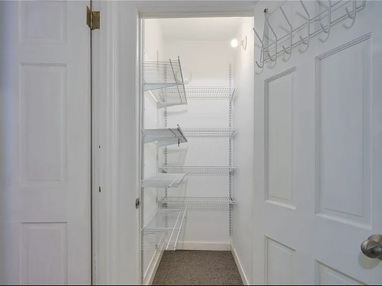 82 Hudson St #1 — Photo 10