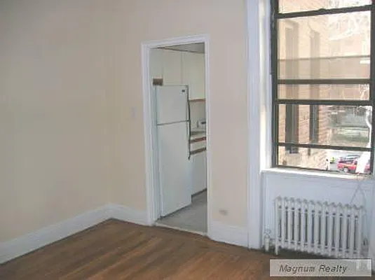 Rented by Magnum Realty Holdings, LLC | media 8