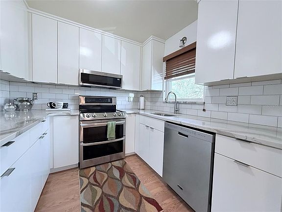 3rd image of 4460 IRONWOOD CIRCLE #304A
