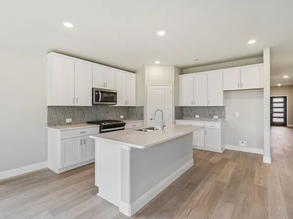 2226 Rannoch St, Sherman, TX 75092