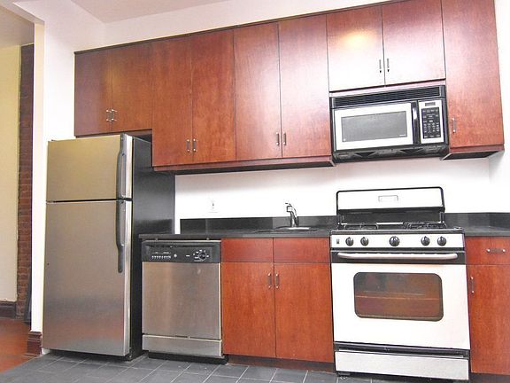 5th image of 24 W 125th St APT 41