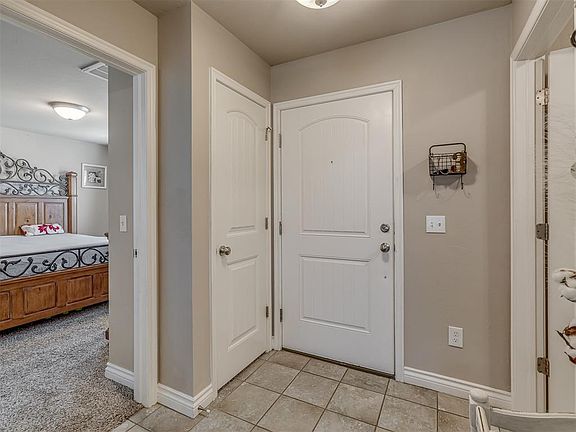 5th image of 2905 Fawn Lily Rd