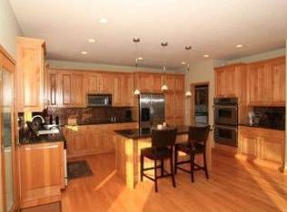 6645 Hillstrom Rd, Maple Plain, MN 55359