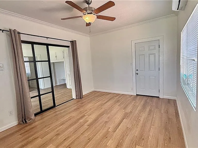 112 N Huntington Dr #2 — Photo 2