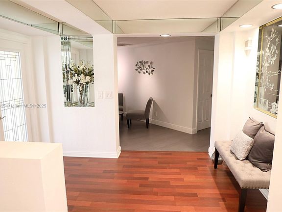 4th image of 2138 Harbor Way #2138