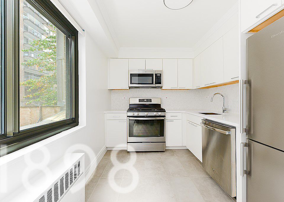 1st image of 135 W 96th St APT 2H