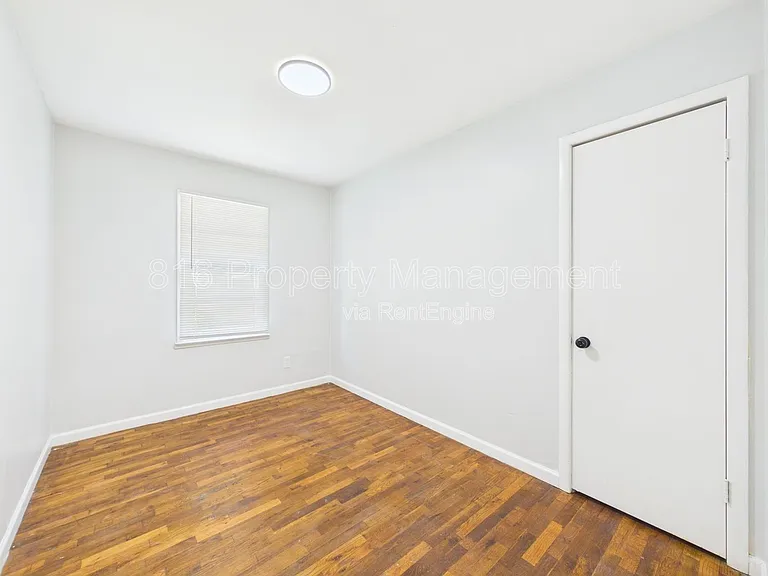 10323 E 20th St S — Photo 12