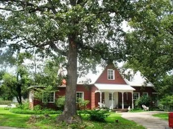19 Willow Pond Rd, Wewoka, OK 74884