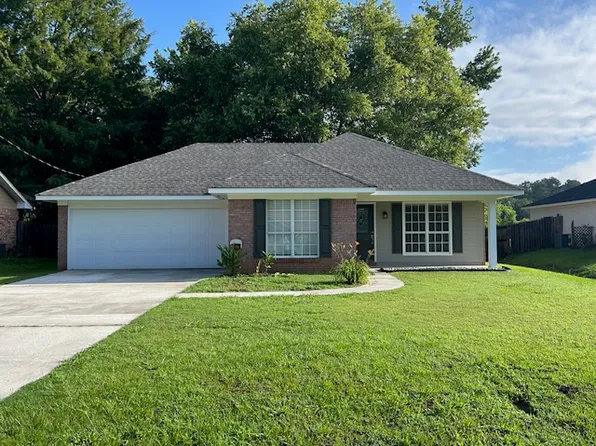 278 Thornton Dr, Columbus, MS 39702