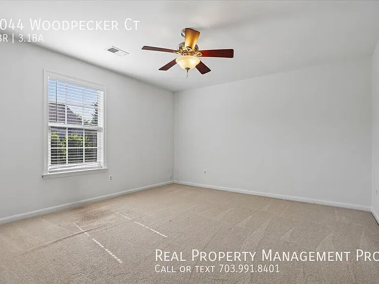 9044 Woodpecker Ct — Photo 21