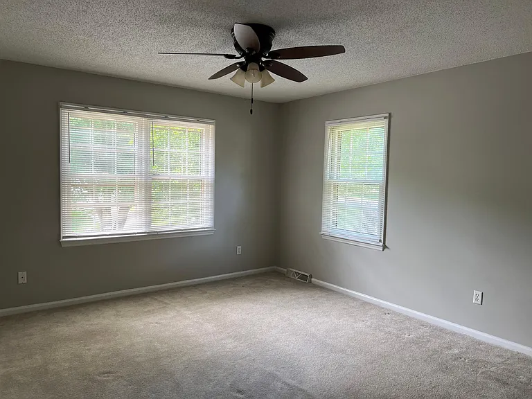 11724 Apleby Ln — Photo 7