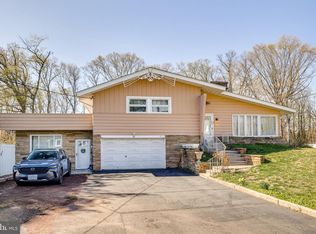 119 Fleetwood Ave, Mount Laurel, NJ 08054