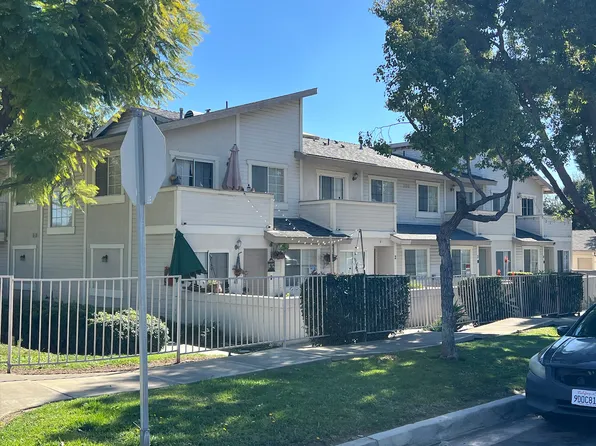 306 N 10th Ave APT 3, Upland, CA 91786