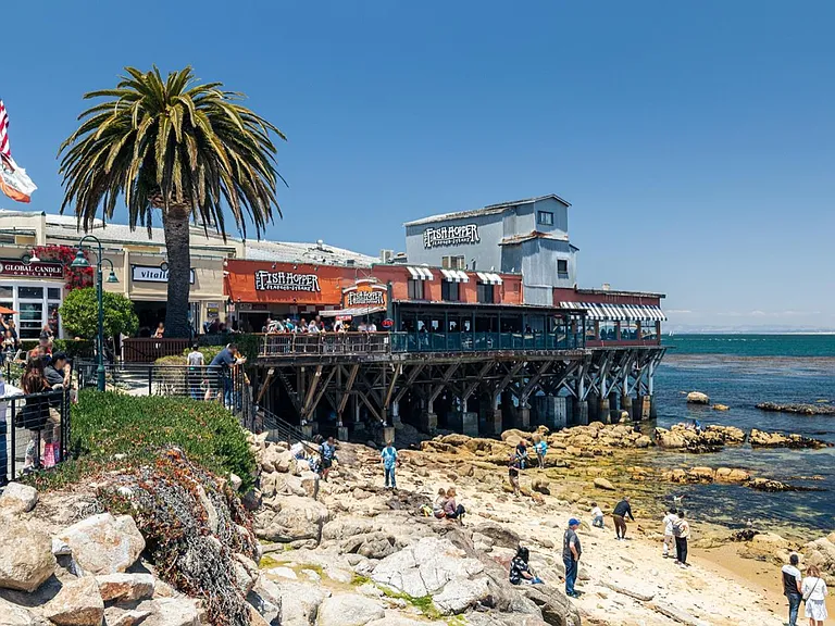 Quick 5 minute Walk to the "FUN IN THE SUN" Tidepools at Cannery Row