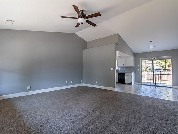4th image of 482 Sunwood St