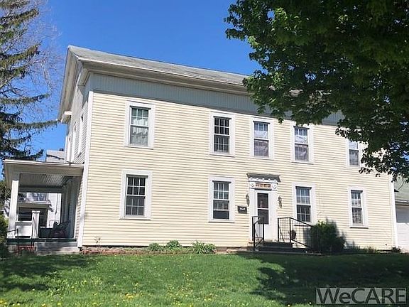 4th image of 219 E Franklin St