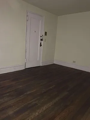 Rented by Aryeh Realty | media 9