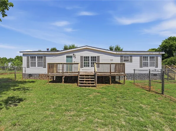 1171 Old Pelzer Rd, Piedmont, SC 29673