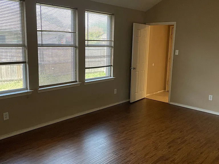 1725 Canvasback — Photo 9