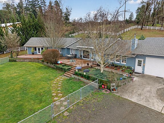 3rd image of 694 Orchard Ln