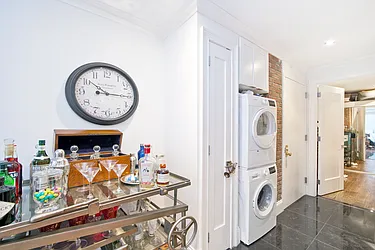 Rented by R New York