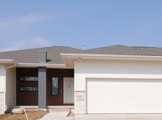 12926 Reynolds St, Omaha, NE 68142