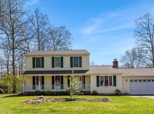 1762 Red Oak Ln, Waldorf, MD
