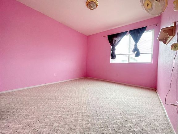 3rd image of 9122 Eastpointe Ct