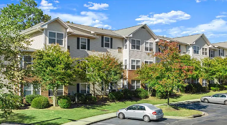 820 Martin Luther King Jr Pkwy — Photo 1