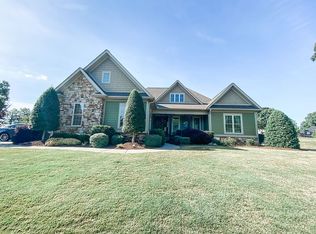 110 Green Ridge Dr, Easley, SC 29642