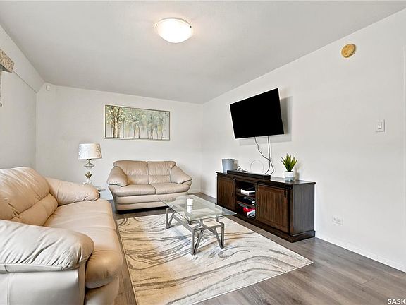 5th image of UNIT 36-210 Camponi PLACE