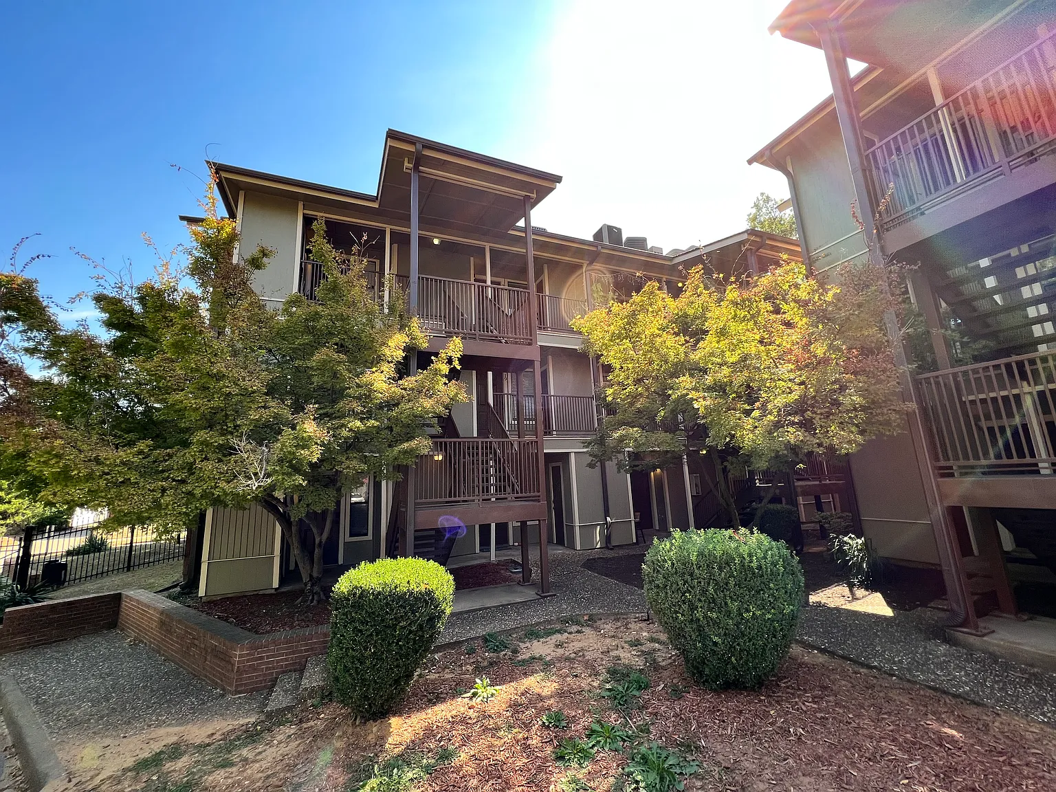 River Market Flats — Photo 1