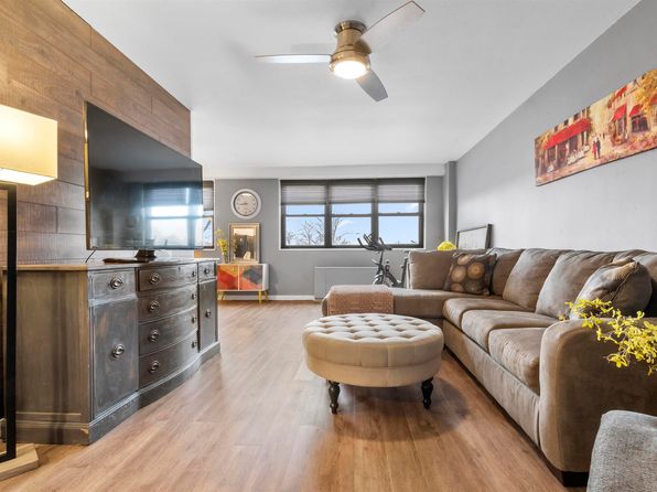 1225 Kennedy Blvd APT 4F, Bayonne, NJ 07002