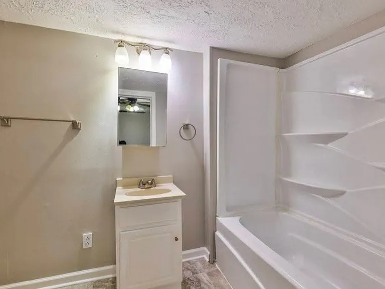 543 Taylor St — Photo 4