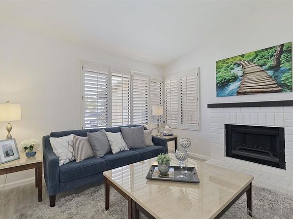 5th image of 11174 Birds View Ct