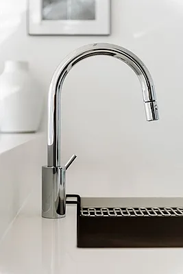 Rented by Corcoran | media 25