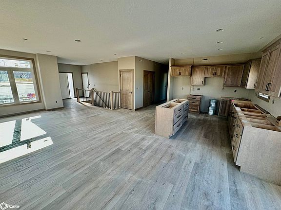 2nd image of 1013 Nash Ct
