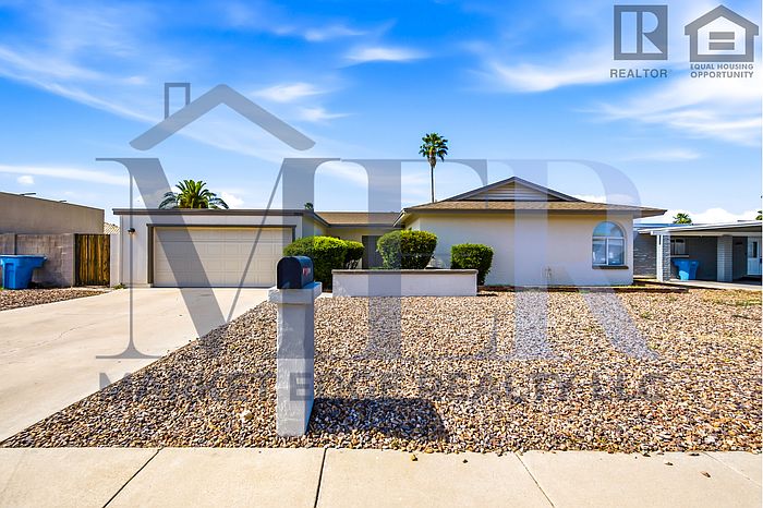 1st image of 3806 W Sahuaro Dr
