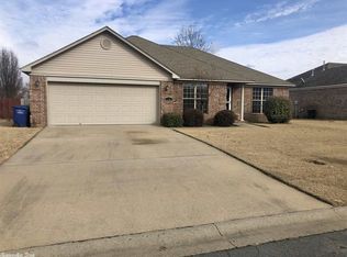 2260 Morning Glory Ln, Conway, AR 72034