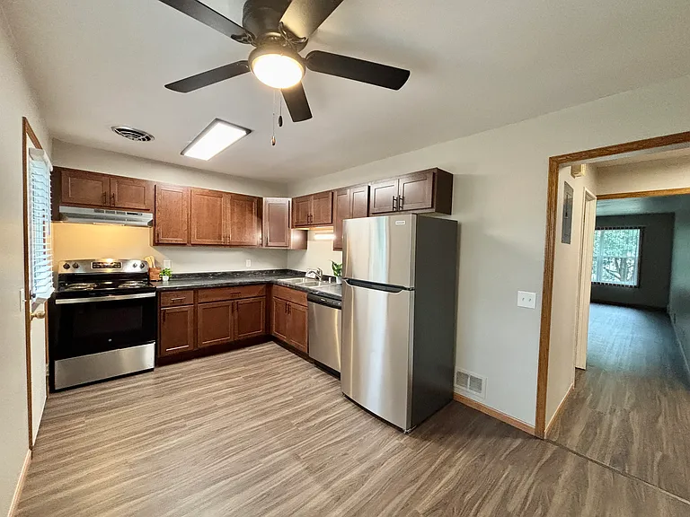 1025 W Fiedler Ln #5 — Photo 8