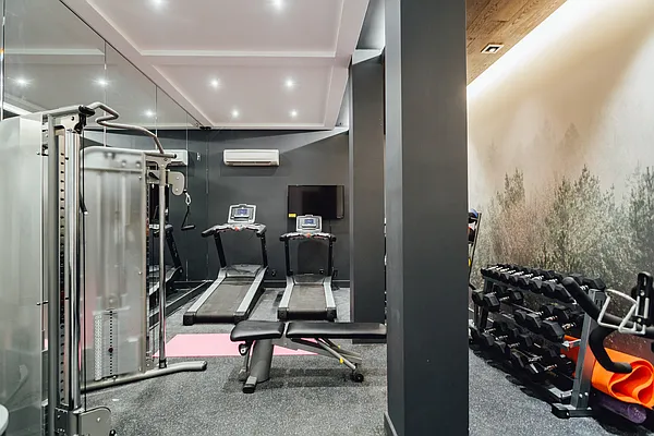 Rented by Nooklyn NYC LLC | media 60