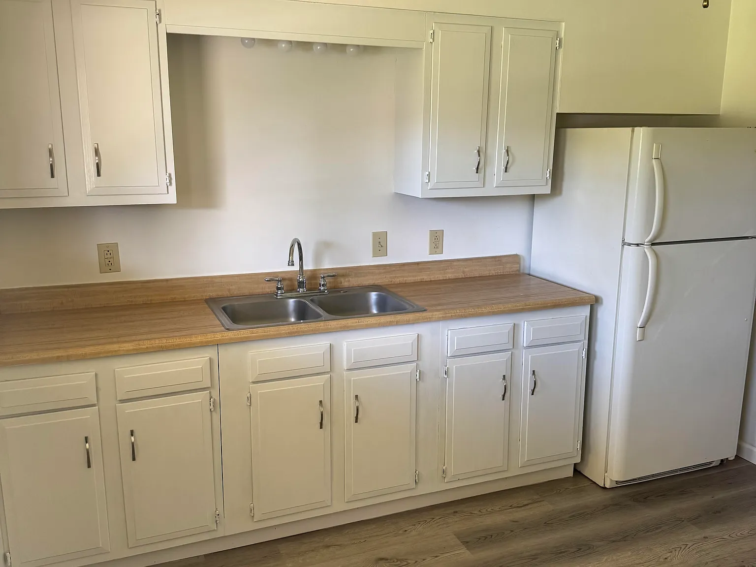 2 bed, $1,095 — Photo 2