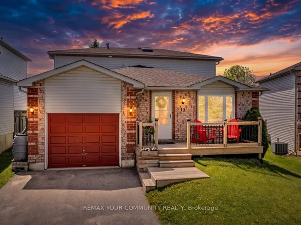 13 Waddington Cres, Barrie, ON L4N 8C8