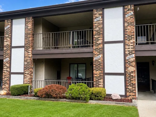 29838 Utica Rd #25, Roseville, MI 48066