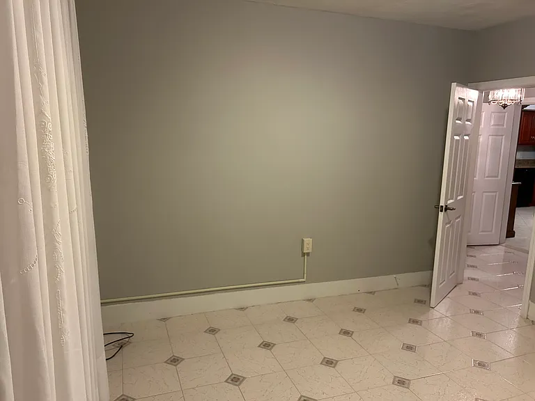 58 Maple St #2 — Photo 8