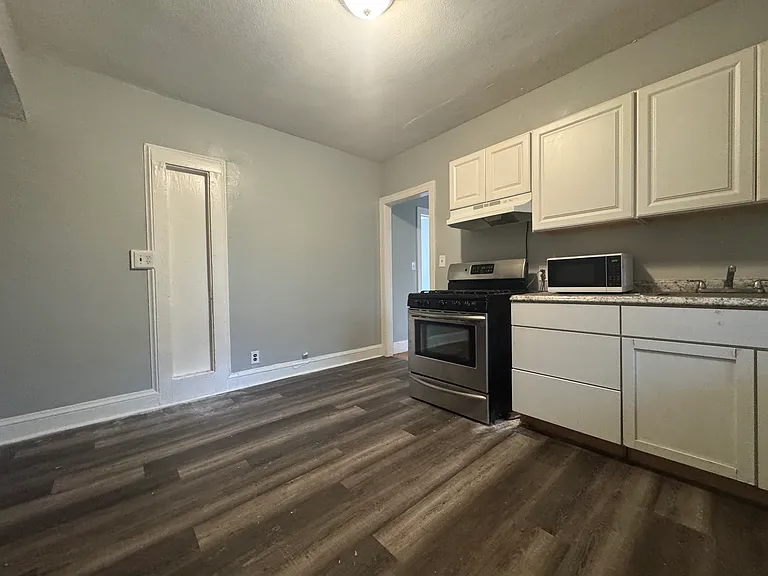 9 Rockville St #C2 — Photo 10