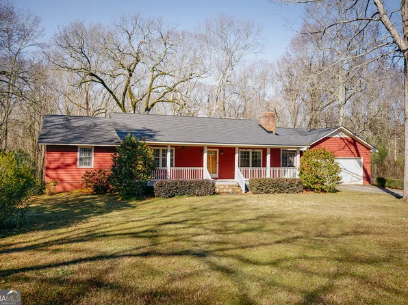 310 Sawdust Rd, Hull, GA 30646